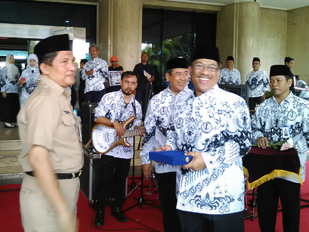 Pencarian PGRI Kutaselatan - Persatuan Guru Republik Indonesia Cabang Kutaselatan
